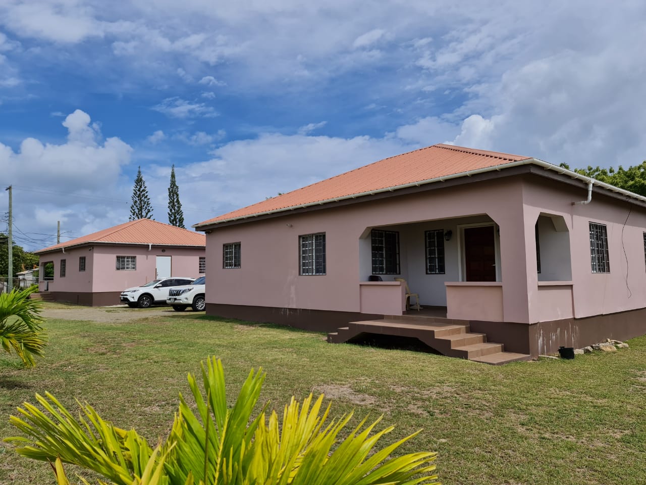 Paradise Properties - Mount Pleasant House 